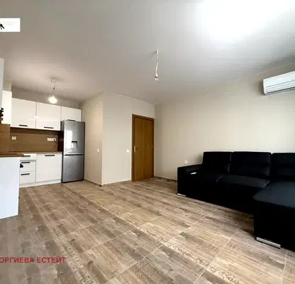 Photo 2 — Two-room apartment in Marasha with underground garage in Plovdiv