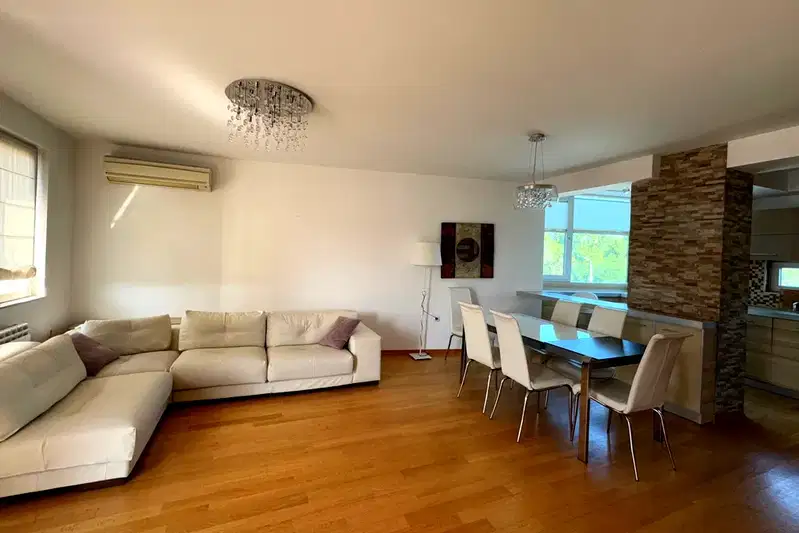 4-bedroom apartment in Plovdiv, Marasha