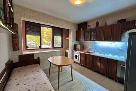3-bedroom apartment in Plovdiv, Mladejki Hylm