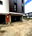 Тристаен апартамент 123 кв.м. в Остромила с две тераси