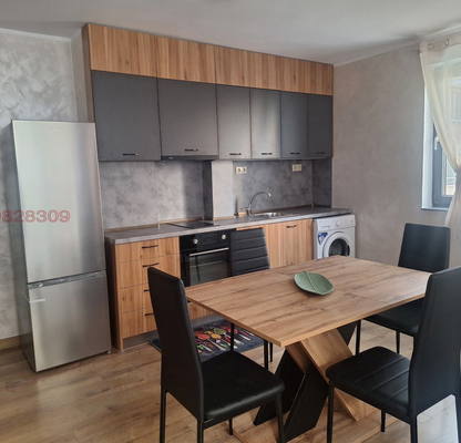 Photo 2 — 3-bedroom apartment in Plovdiv, Sydiiski