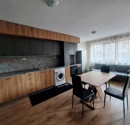 Photo 2 — 3-bedroom apartment in Plovdiv, Sydiiski