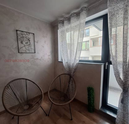 Photo 2 — 3-bedroom apartment in Plovdiv, Sydiiski