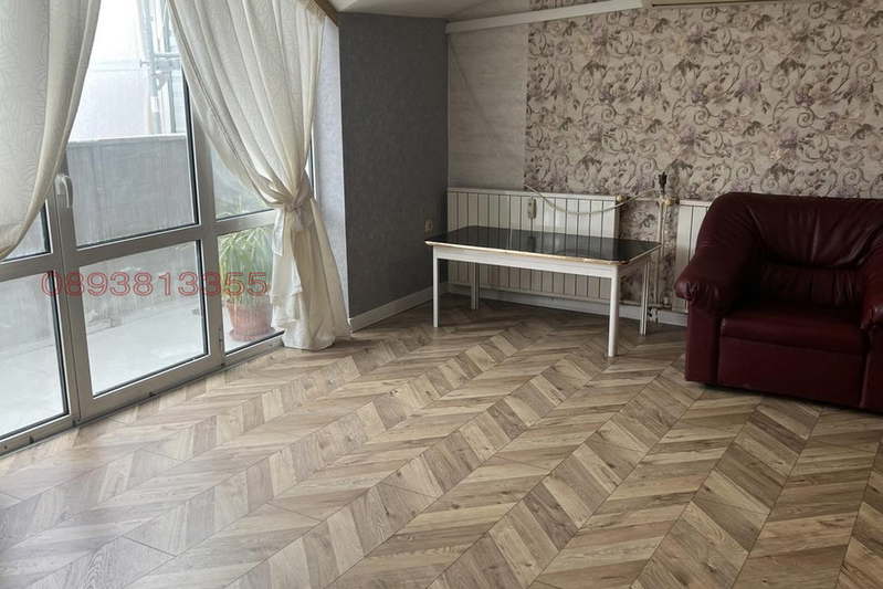 Two-room apartment in Trakiya, Plovdiv on top floor