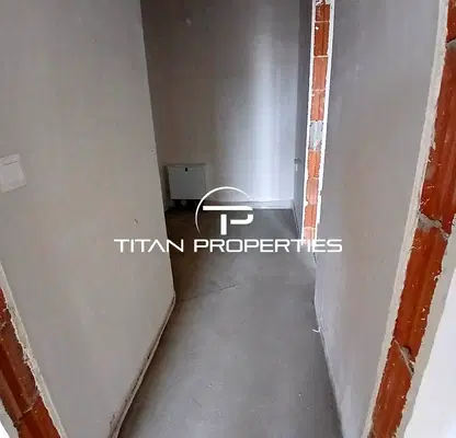 Снимка 5 — Двустаен апартамент в Тракия, Пловдив с тераса