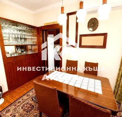 Снимка 3 — Тристаен апартамент с две тераси в Тракия, Пловдив