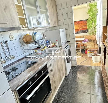 Снимка 3 — Тристаен апартамент в Тракия, Пловдив с тераса