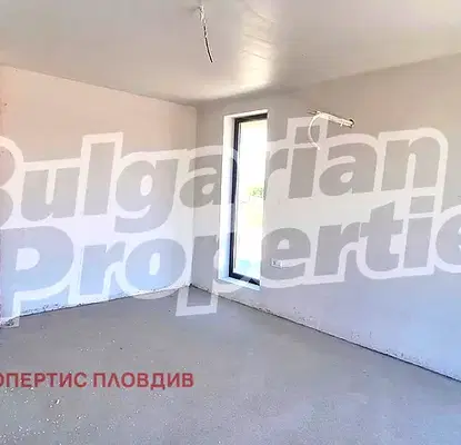 Снимка 3 — Двустаен апартамент в Западен, Пловдив с тераса