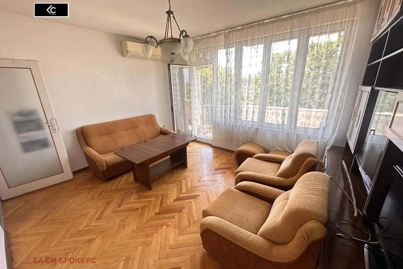 3-bedroom apartment in Plovdiv, Zapaden