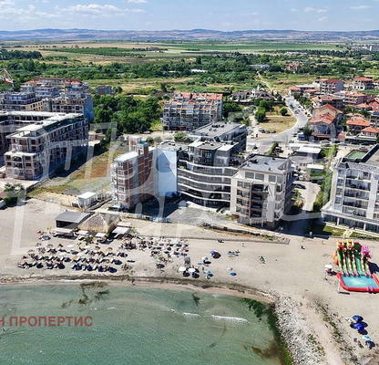 Снимка 3 — Едностаен апартамент в Бургас, Поморие