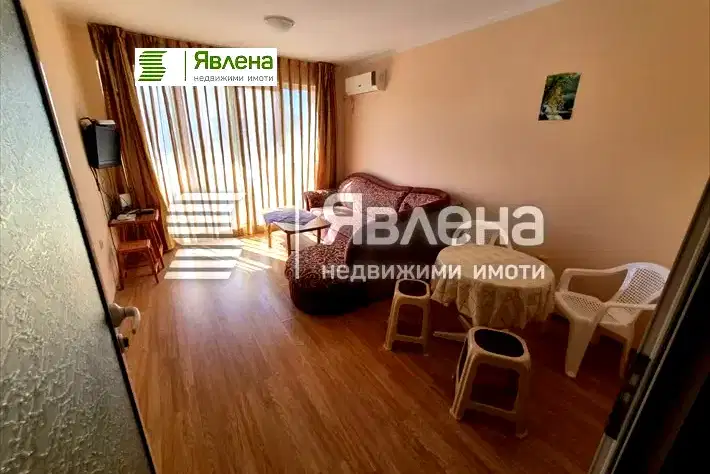 Двустаен апартамент в Бургас, Поморие