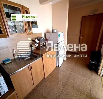 Снимка 3 — Двустаен апартамент в Бургас, Поморие