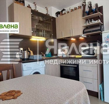 Снимка 3 — Тристаен апартамент в Бургас, Поморие