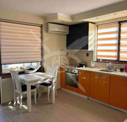 Photo 3 — 4-bedroom apartment in Oblast Burgas, Pomorie