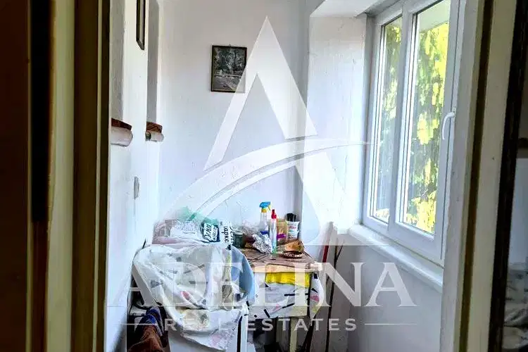Тристаен апартамент в Търговище, Попово