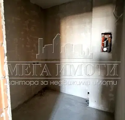 Снимка 4 — Тристаен апартамент в Бургас, Приморско