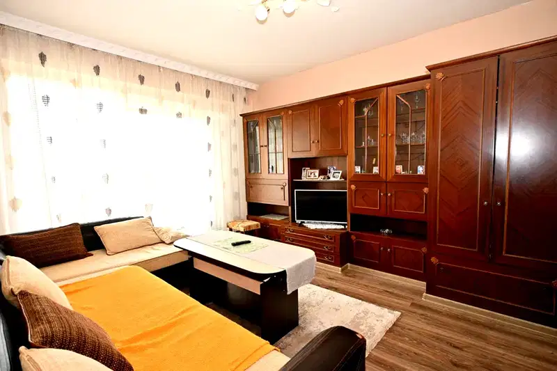 3-bedroom apartment in Oblast Pernik, Radomir