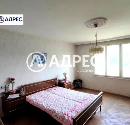 Снимка 3 — Многостаен апартамент в Раз, Център