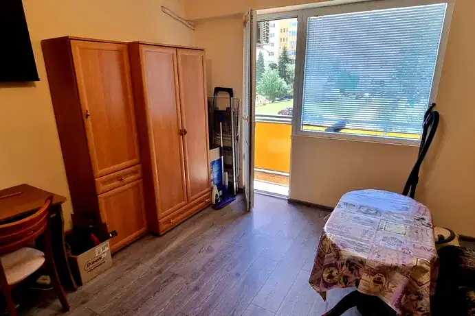 1-bedroom apartment in Raz, Orel