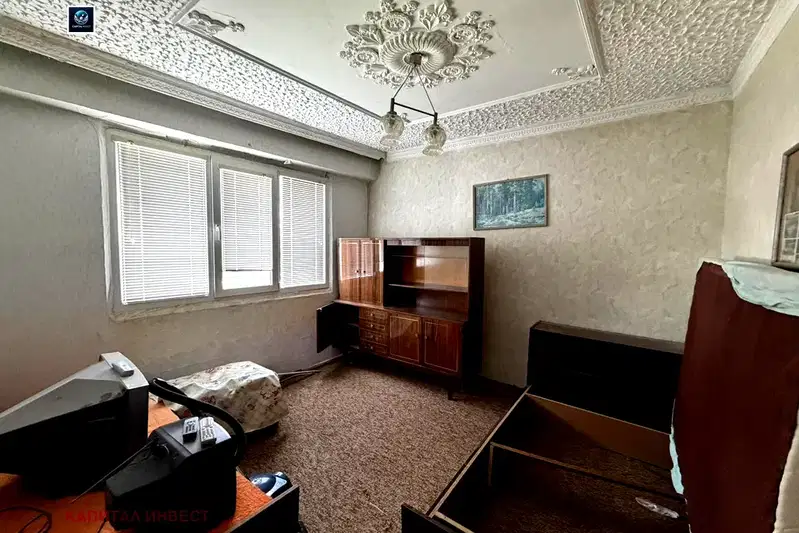 3-bedroom apartment in Раз, Орел
