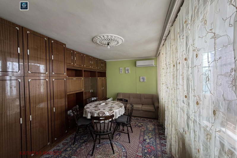 2-bedroom apartment in Раз, Освобождение