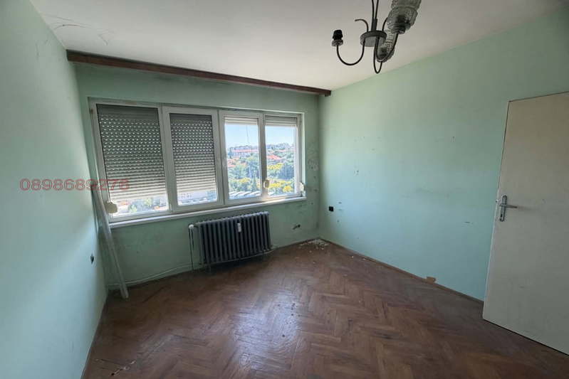 3-bedroom apartment in Ruse, Centralen Yujen Raion