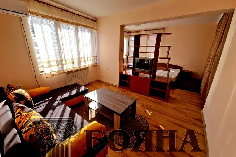 Двустаен апартамент в Русе, Център