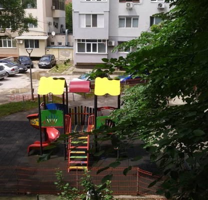 Снимка 3 — Тристаен апартамент в Русе, Център