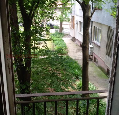 Снимка 4 — Тристаен апартамент в Русе, Център