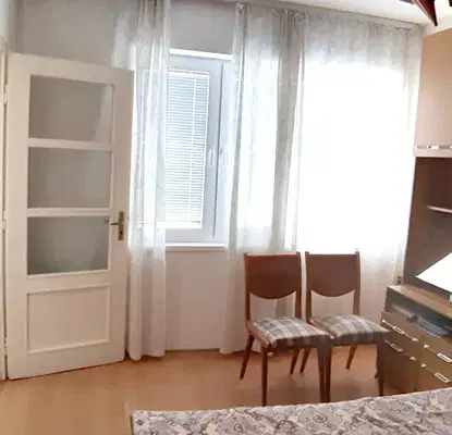 Снимка 4 — Тристаен апартамент в Русе, Център