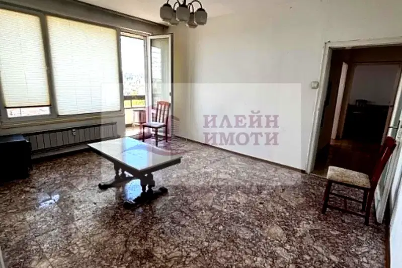 3-bedroom apartment in Ruse, Vyzrajdane