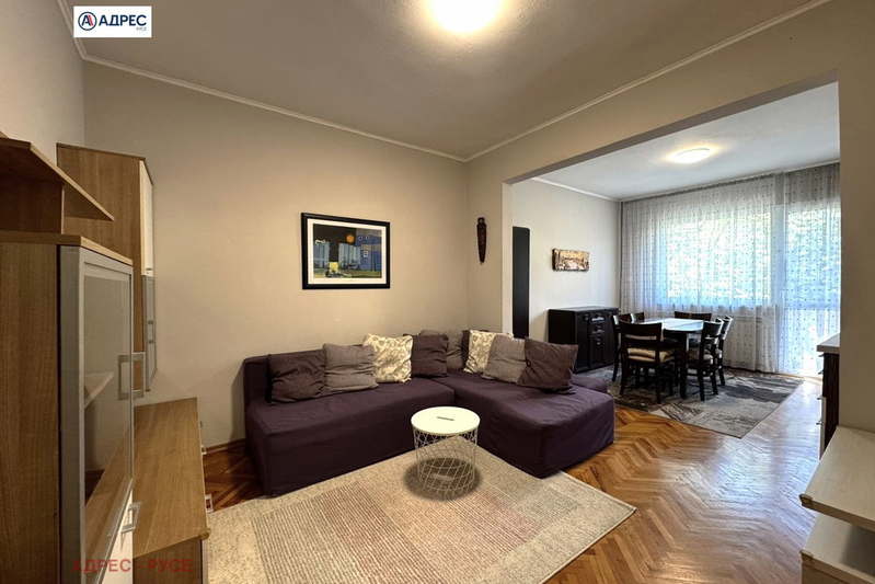 3-bedroom apartment in Ruse, Vyzrajdane