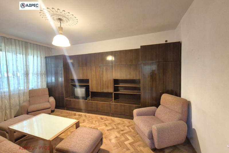 3-bedroom apartment in Ruse, Zdravec