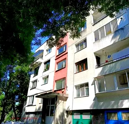 Снимка 2 — Двустаен апартамент в Бургас, с. Атия