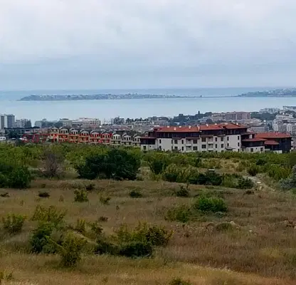 Снимка 2 — Тристаен апартамент в Бургас, с. Кошарица