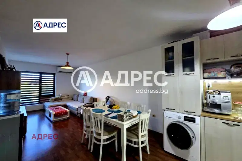 Тристаен апартамент във Варна, с. Приселци