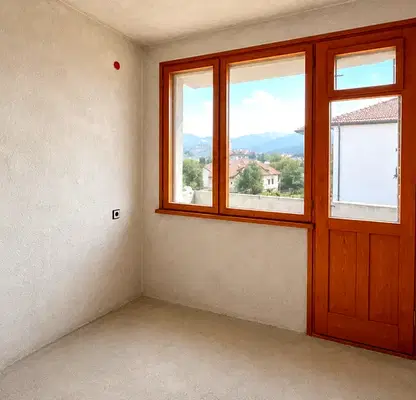 Photo 4 — 4-bedroom apartment in област София, Samokov