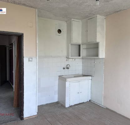 Photo 3 — 3-bedroom apartment in Oblast Blagoevgrad, Sandanski