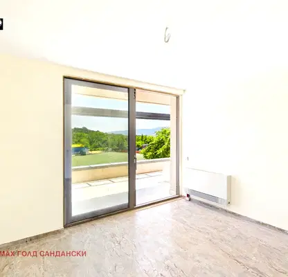 Photo 4 — 4-bedroom apartment in Oblast Blagoevgrad, Sandanski