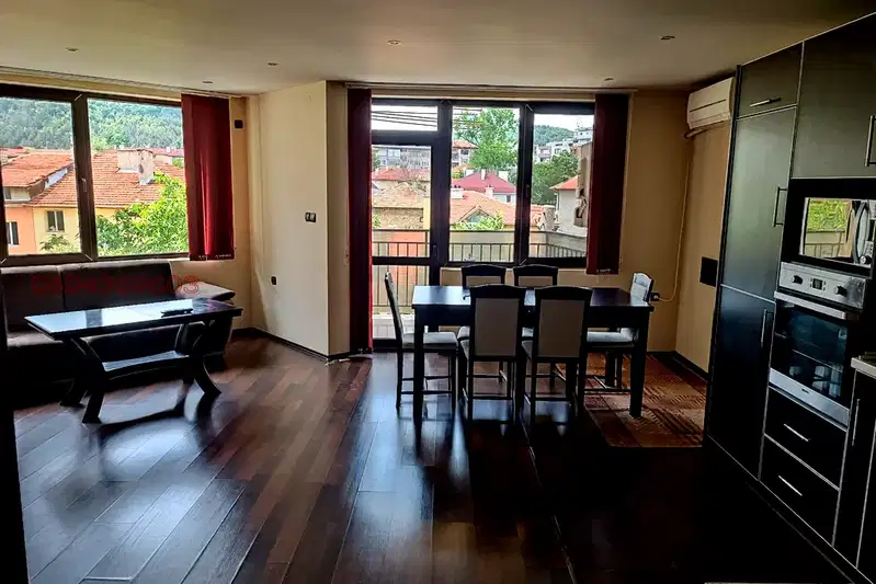 3-bedroom apartment in Shumen, Bolnicata