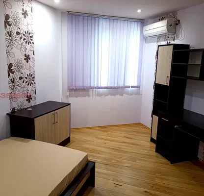 Снимка 5 — Тристаен апартамент в Шумен, Болницата