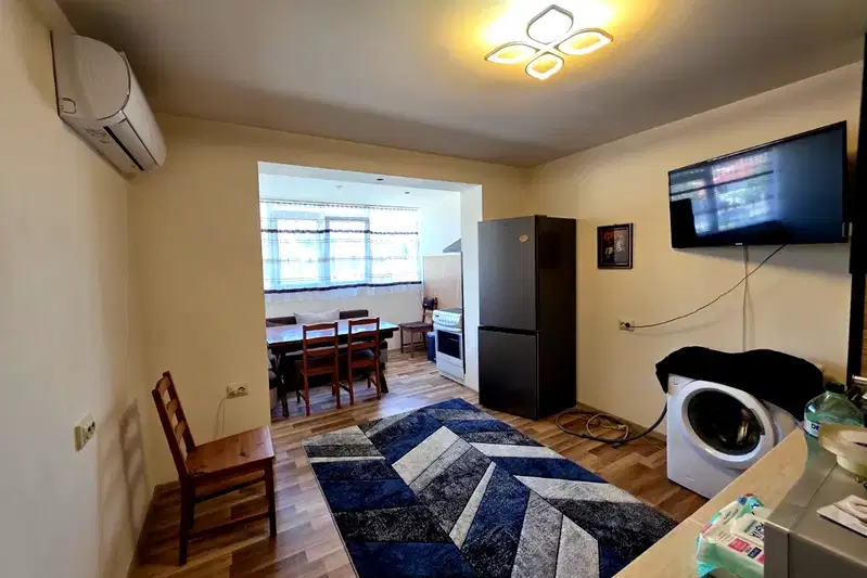 3-bedroom apartment in Shumen, Bolnicata