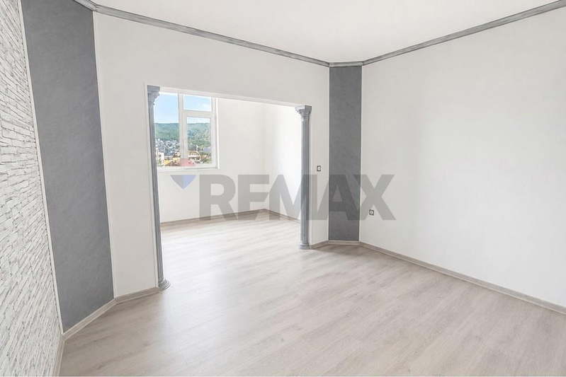 3-bedroom apartment in Shumen, Bolnicata