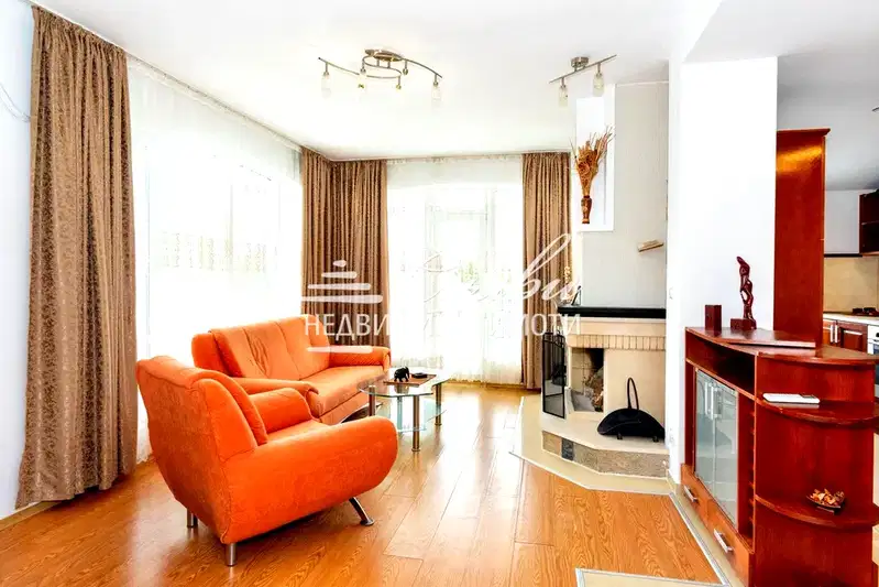 3-bedroom apartment in Shumen, Centyr