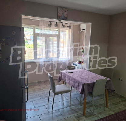 Photo 5 — 3-bedroom apartment in Shumen, Centyr