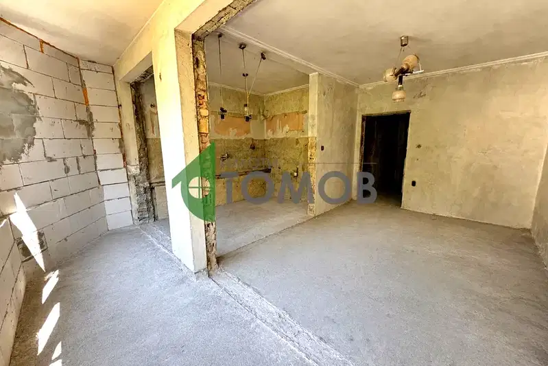 4-bedroom apartment in Shumen, Centyr