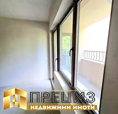Снимка 5 — Тристаен апартамент в Шумен, Добруджански