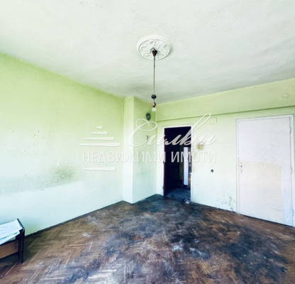 Photo 5 — 3-bedroom apartment in Shumen, Dobrudjanski