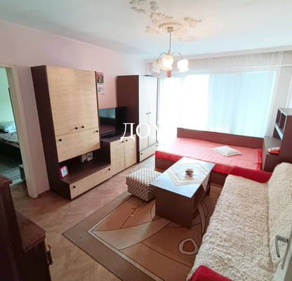 Photo 2 — 3-bedroom apartment in Shumen, Dobrudjanski
