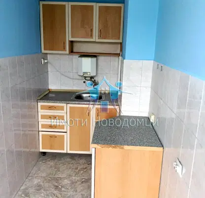 Снимка 3 — Едностаен апартамент в Шумен, Тракия